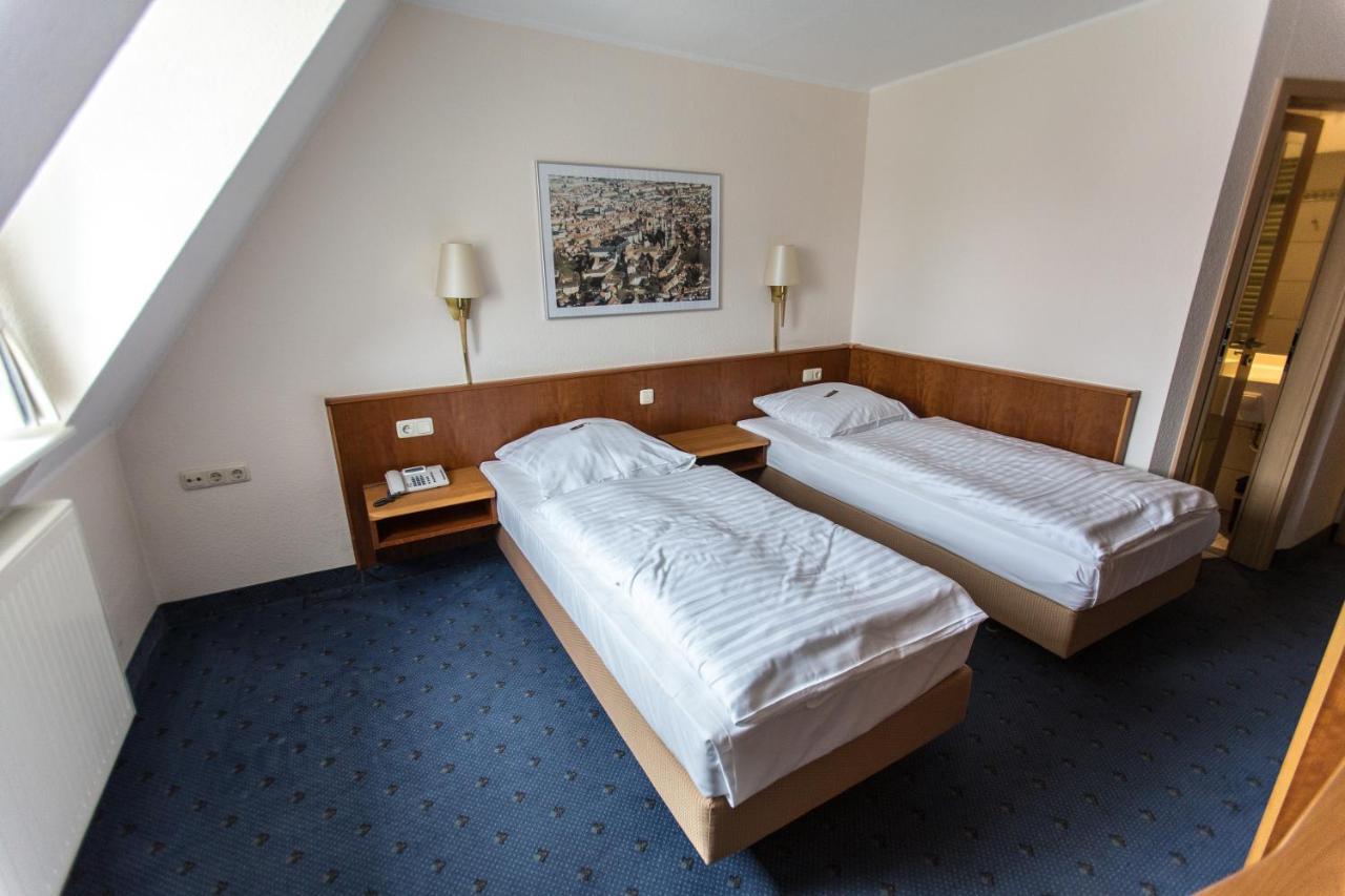 Landgasthof Sternbrau Hotel Wachenroth Exterior photo